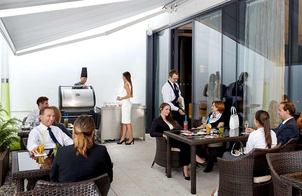 Hotel Occidental Praha Five Amenities foto