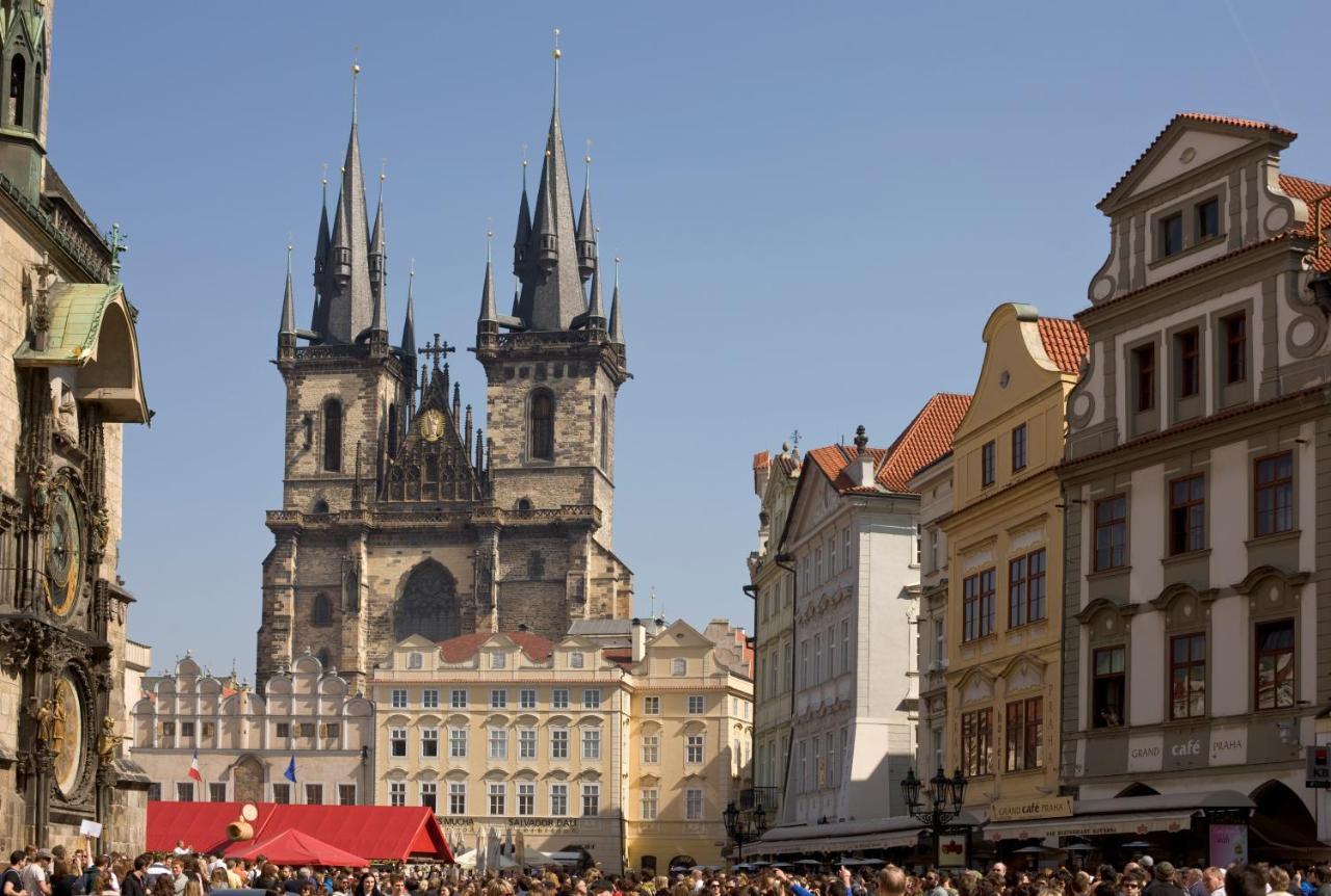 Hotel Occidental Praha Five Esterno foto
